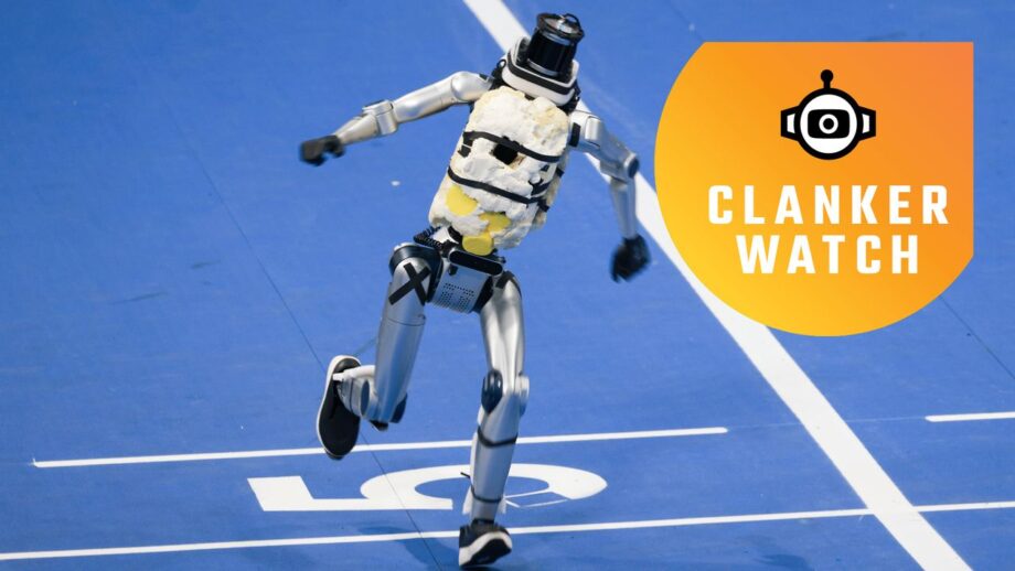 Robot Runner Crashes Into Wall, Sparks Fly at Olympic Games