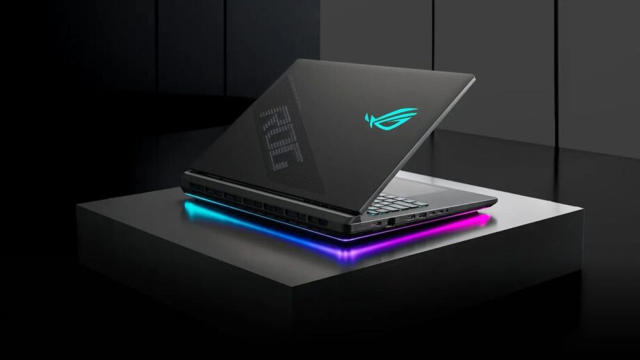 The ASUS ROG Strix SCAR 18 raises gaming laptop bar