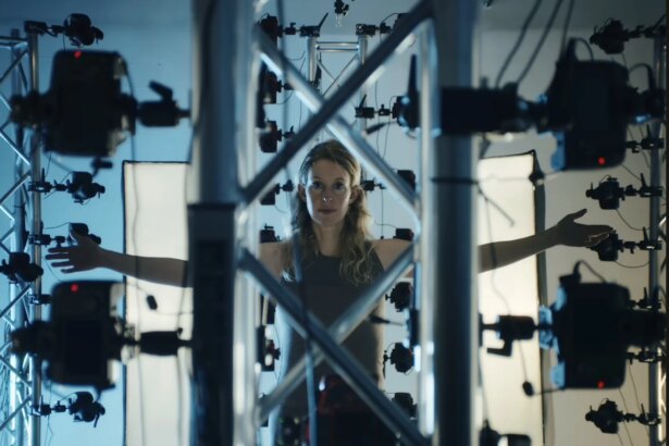 You Can See Everything: First Reviews Trigger Stress